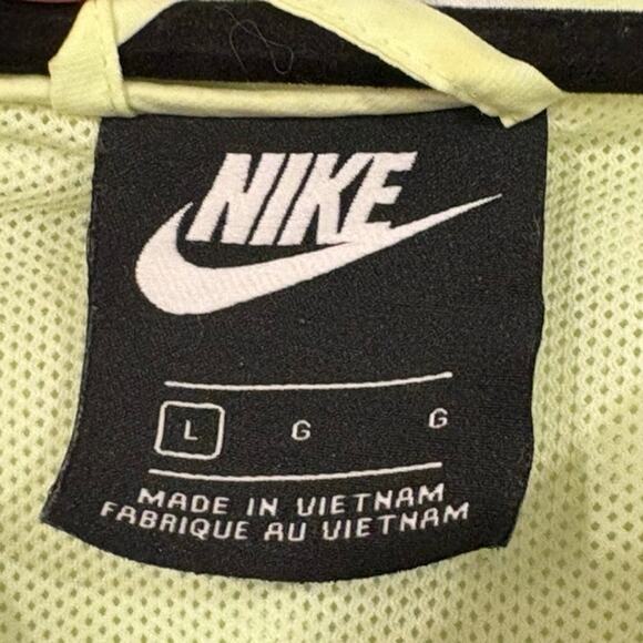 Nike Womens Windbreaker Jacket Size Large Full Zip Hooded Running Coat Training - Picture 4 of 9